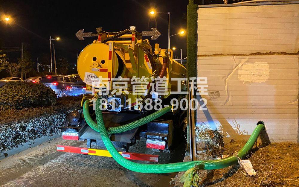 266长虹路临时工地抽粪