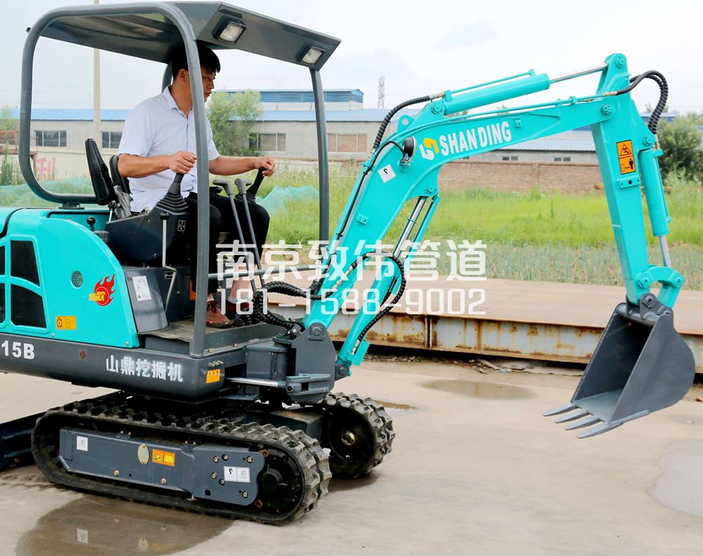 长虹路小型挖机